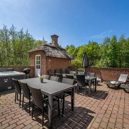 18-person Pool House With Indoor Hot Tub, Water Slide And Outdoor Hot Tub *