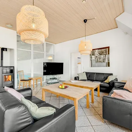 18-person Pool House With Indoor Hot Tub, Water Slide And Outdoor Hot Tub Holiday home Ulfborg