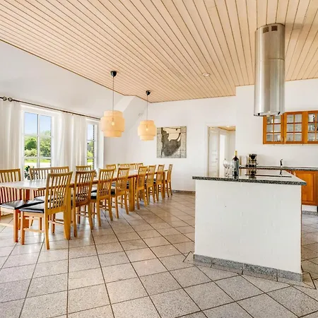 18-person Pool House With Indoor Hot Tub, Water Slide And Outdoor Hot Tub بيت للعطل Ulfborg