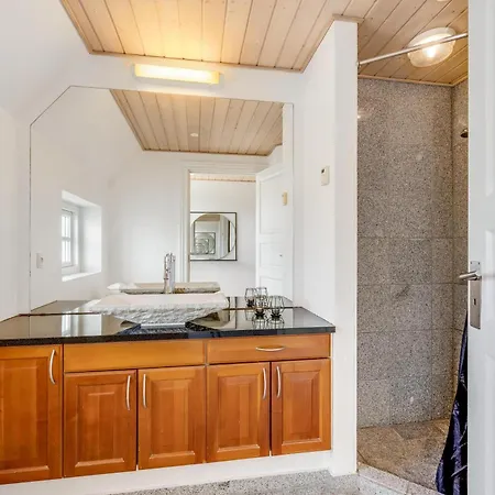 18-person Pool House With Indoor Hot Tub, Water Slide And Outdoor Hot Tub *
