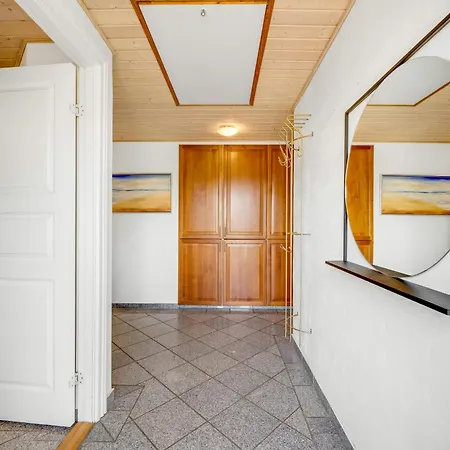 18-person Pool House With Indoor Hot Tub, Water Slide And Outdoor Hot Tub Feriehus *